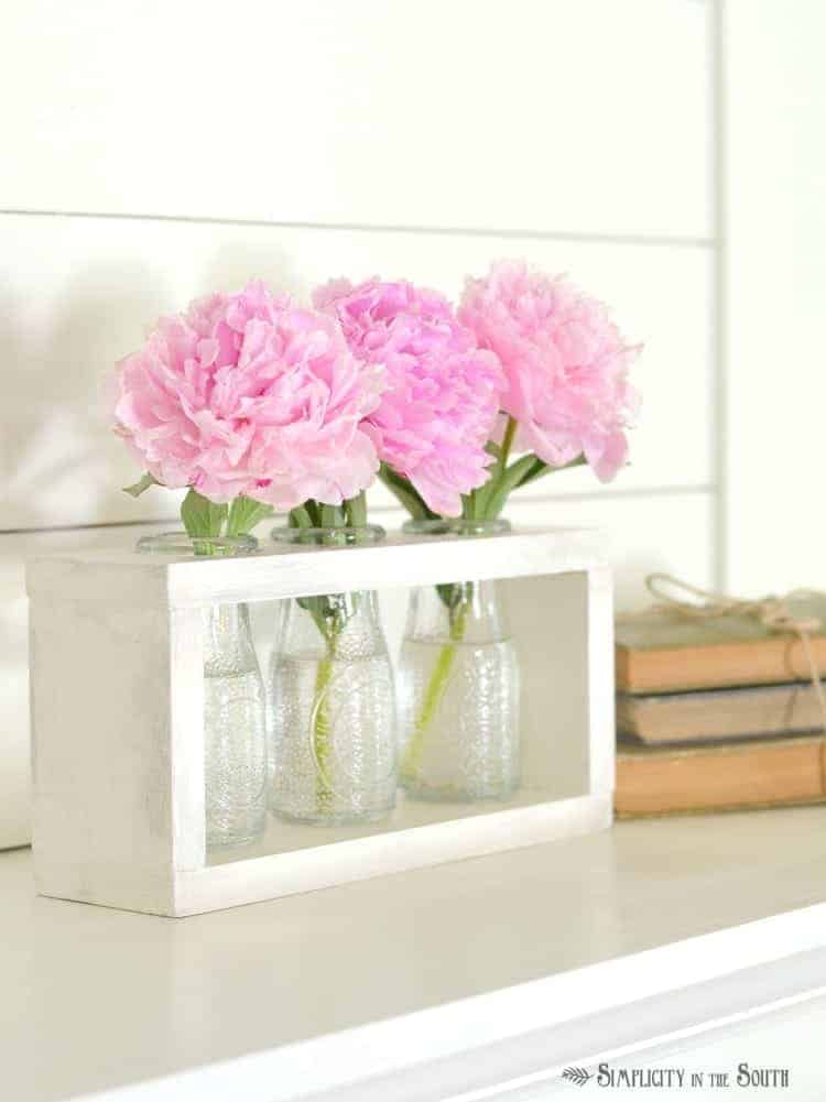 DIY Wooden Vase Holder