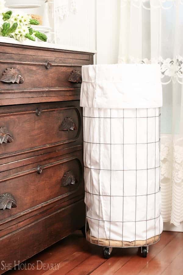 DIY Farmhouse Clothes Hamper