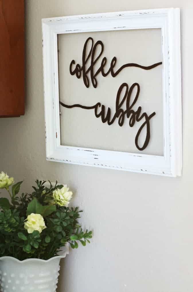 DIY Farmhouse Window Sign